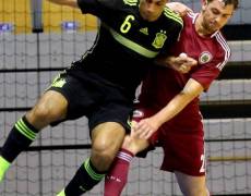 Андрей Шустров против сборной Испании по футзалу
